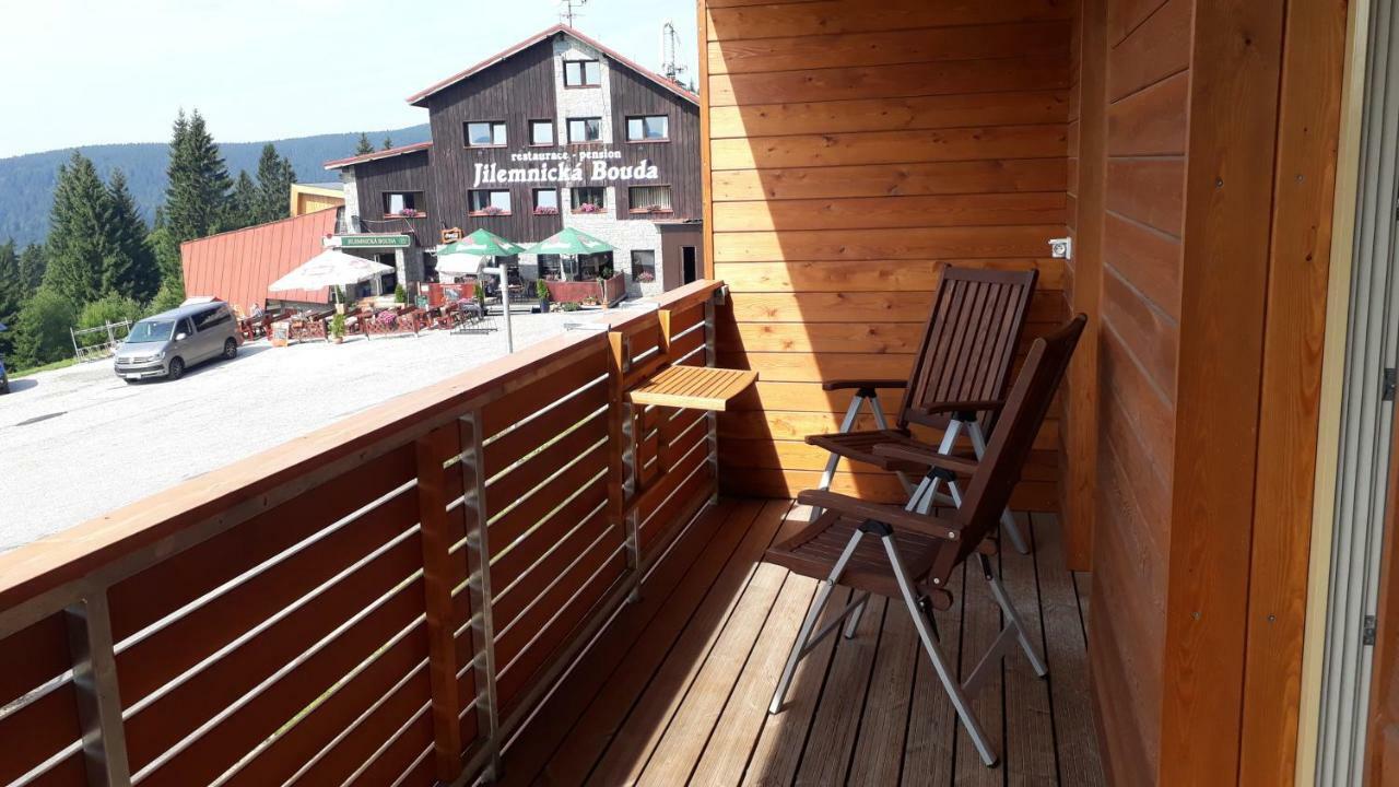 Apartman M5 Horní Mísečky Kültér fotó