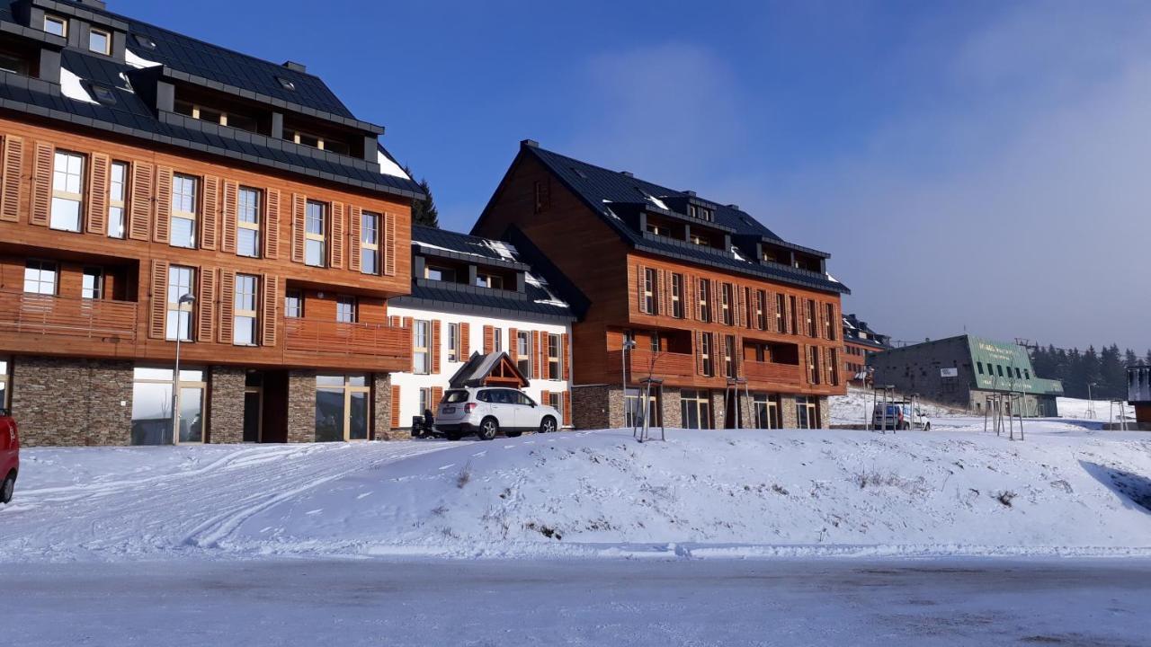 Apartman M5 Horní Mísečky Kültér fotó